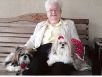 Reduce Unease in Seniors: Try Pet Therapy for Anxiety