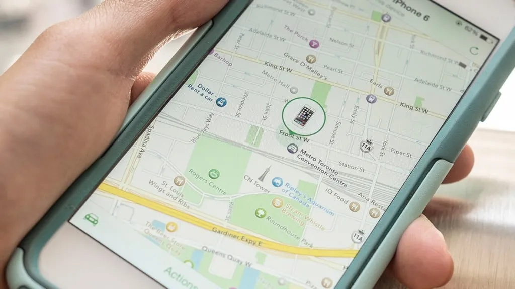 A Few Handy Tips on How to Detect the Presence of Tracking Software on Your iPhone