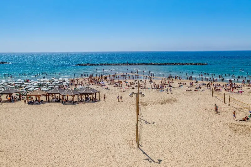 Metzitzim Beach